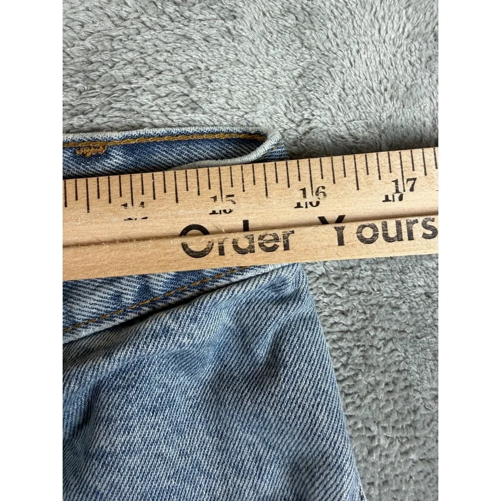 Vtg Levi's 560‎ Loose Taper Jeans W31 L34 Light Wash 90s Distressed Grunge